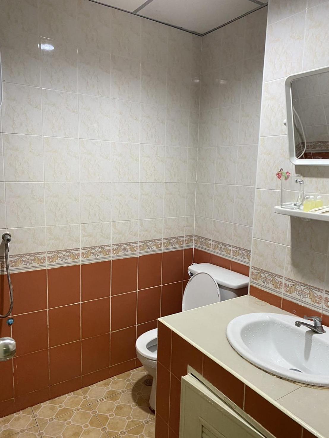 Budget Inn Pattaja Kültér fotó