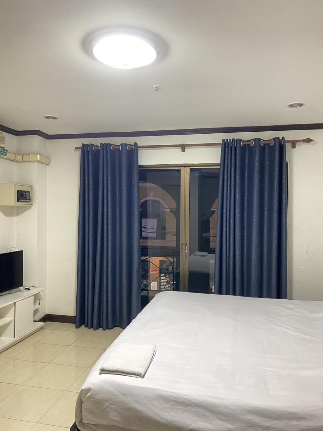 Budget Inn Pattaja Kültér fotó