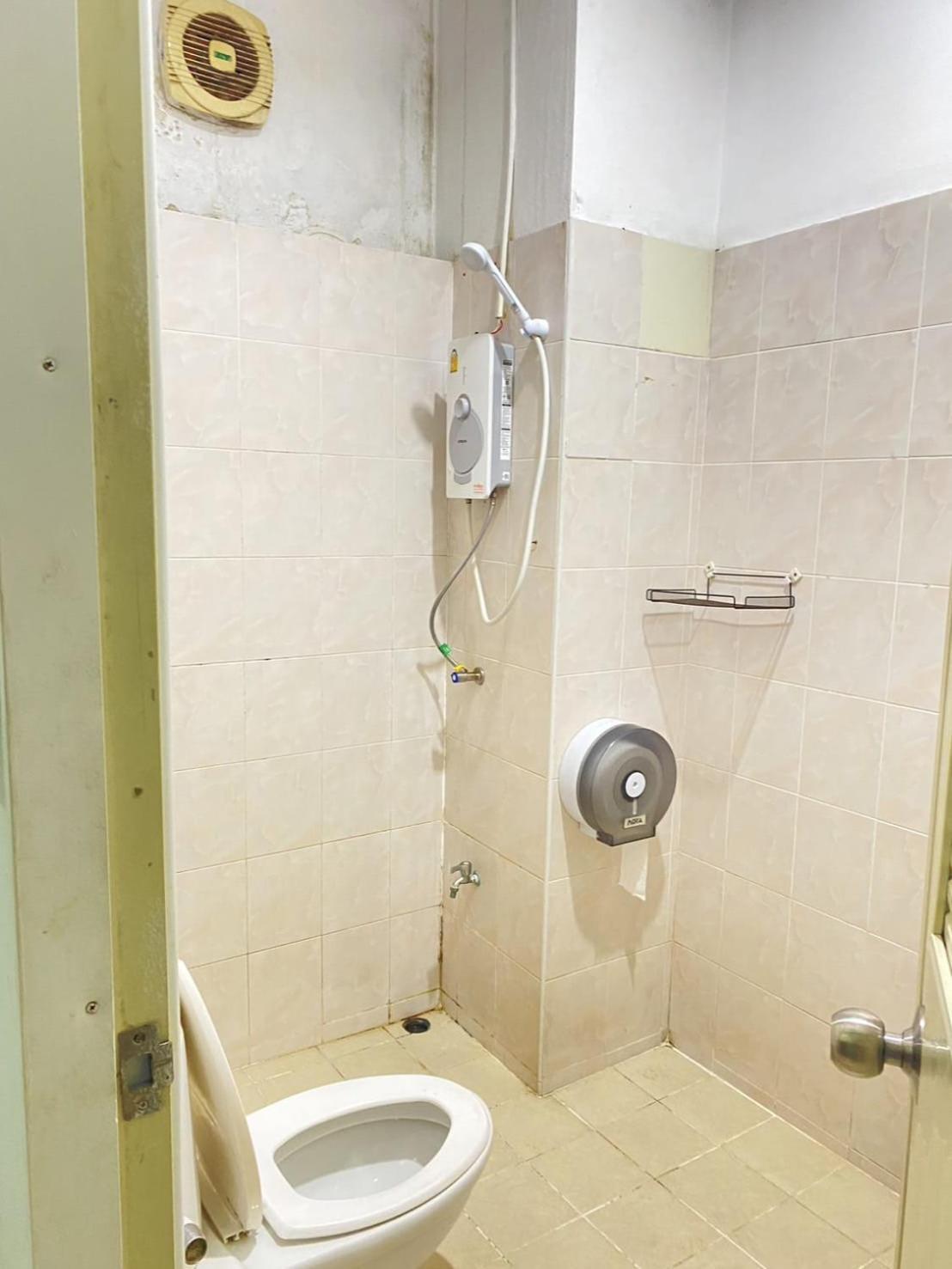Budget Inn Pattaja Kültér fotó